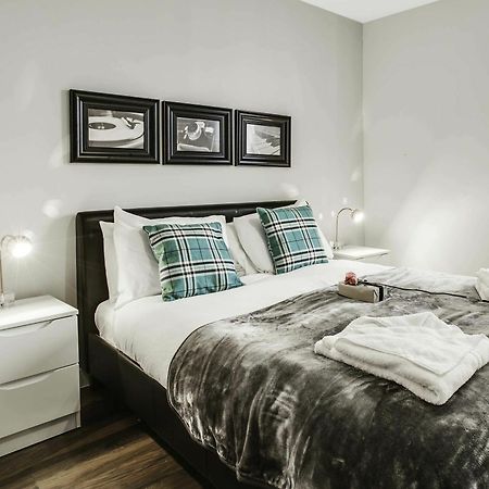 Approved Serviced Apartments Gorse Hill Manchester Exterior foto